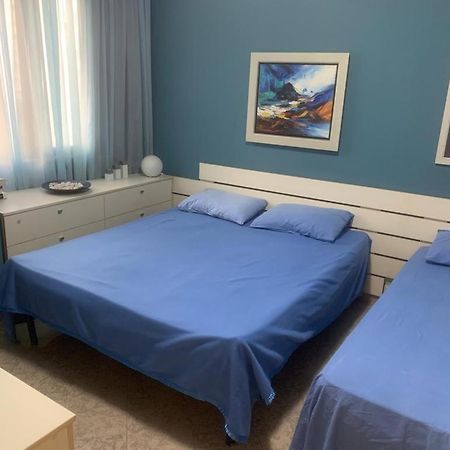 Cheerful 1-Bedroom Home In Durres Golem (Tirana) Esterno foto